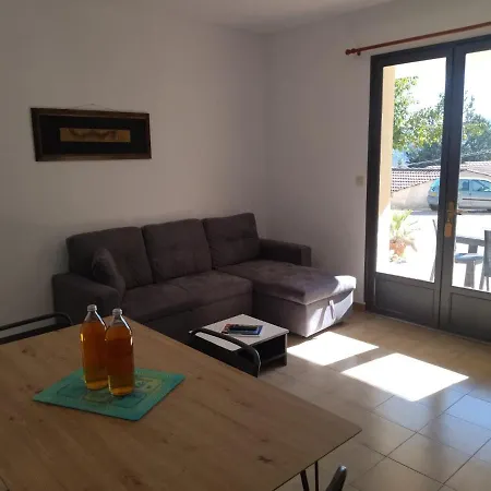 Le Cevenn'Hols Appartement Le Vigan  Buitenkant foto